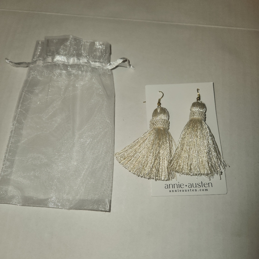 Annie Austen Cream White Tassel Hypoallergenic Earrings New